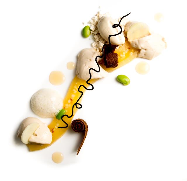 Pomme...malt, noisette.