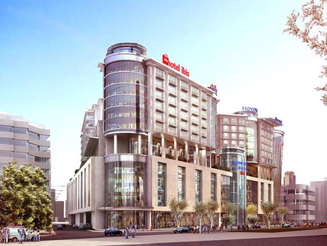 Le complexe hôtelier comprendra trois enseignes : Novotel (200 chambres), ibis (350 chambres) et Adagio (150 appartements).