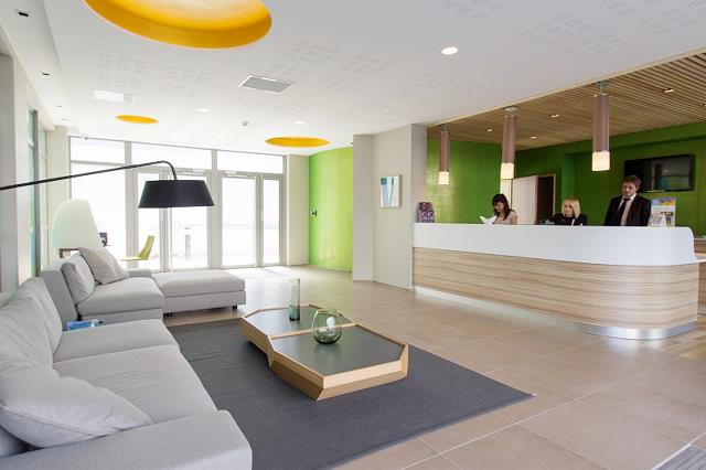 Réception du Quality Suites Lyon Lodge.