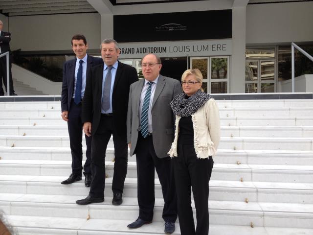 David Lisnard, président du Palais des Festivals et Congrès, Roland Heguy, président confédéral, Michel Chevillon, président UMIH Cannes Hôteliers et Martine Giuliani, directrice du Palais des Festivals ont présenté le programme du 61ème Congrès de l'UMIH