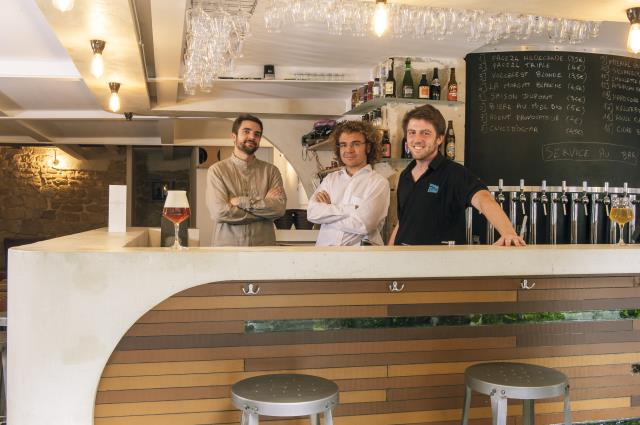 L'équipe de la Fine Mousse à Paris (XIe).