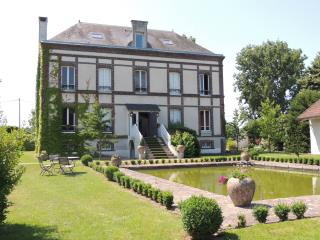 L'Hôtel Golf Parc Robert Hersant.