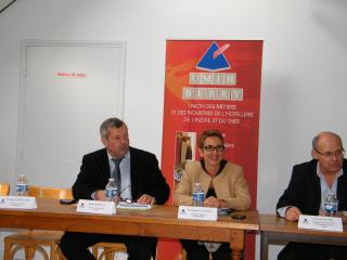 Roland Héguy, Véronique Gaulon, président Umih Berry et Laurent Lutse