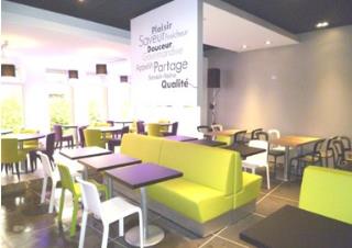Le Patàpain de Châteauroux se veut design et chaleureux grâce à l'utilisation de matériaux naturels...