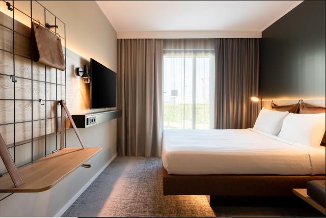 Une chambre du Moxy Hotels Val d'Europe.