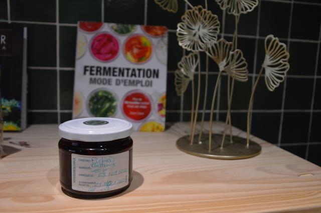 Les bocaux mitonnés par le chef Benjamin Léonard sont vendus dans la partie boutique du Garde-Manger.