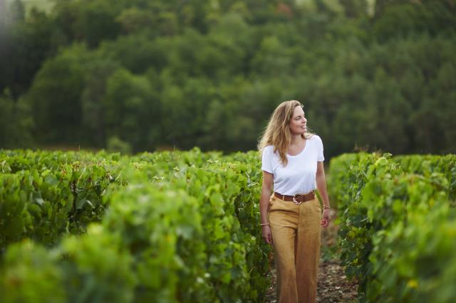 Vitalie Taittinger, dans le vignoble de la maison de champagne.