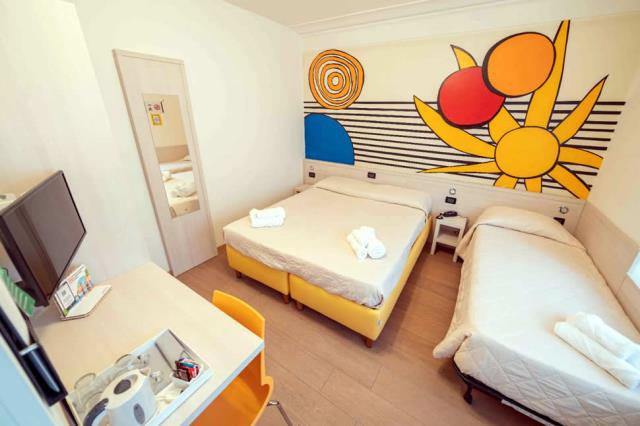 Une chambre de l'hôtel Cairoli de Gènes (Italie)