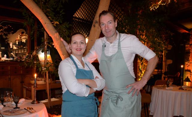 Le duo Joy-Astrid Poinsot et ALexis Blanchard est à la tête de chez Camille à Arnay-le-Duc depuis novembre 2020 une institution sur la Nationale 6 historique que le duo a su repositionner autour d'une cuisine bourgeoise et raffinée.