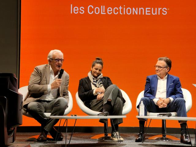 De gauche à droite : Alain Ducasse, fondateur et président des Collectionneurs, Nadia Sammut, chef de l'Auberge de la Fenière, et Christian Regouby, délégué général du Collège culinaire de France, lors de la table ronde 'Restauration durable : la responsa