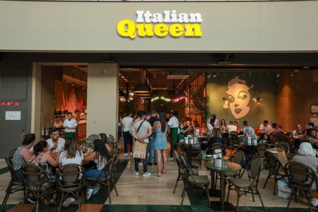 A l'ouverture, Italian Queen enregistre jusqu'à 1200 couverts par jour.