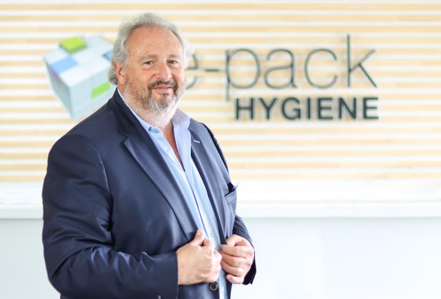 Yves Rallon, président et fondateur de la solution ePack Hygiene : 'À l'embauche, certains cuisiniers ayant déjà travaillé avec la solution, l'exigent en cuisine.'