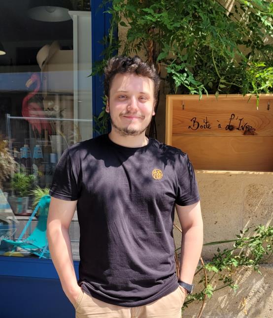 'J'aime apprendre. Je n'ai pas été démotivé', confie Maxime Leroy en Master 2 « Gastronomie » à l'Esthua d'Angers.