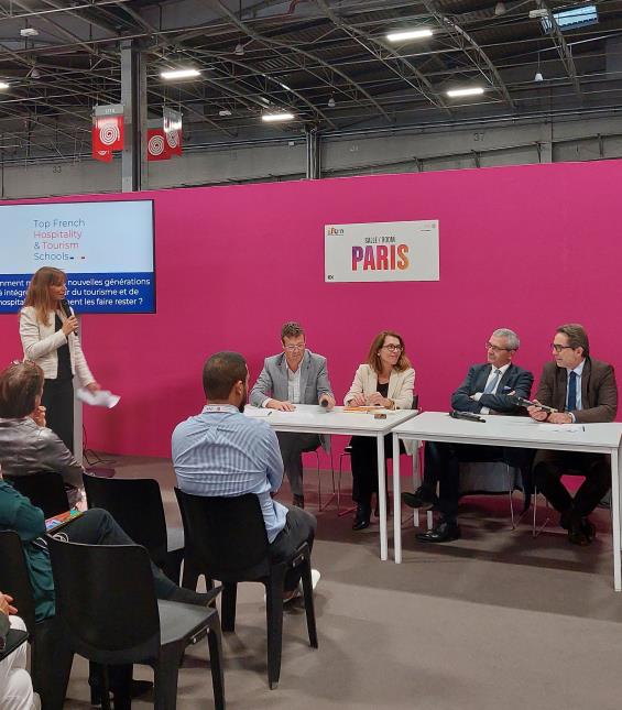Réunis au sein de la même association et de la même table (de gauche à droite) : Pascal Capellari (Excelia Tourism School), Séverine Nomdedeu (Y Schools), Dominique Giraudier (Institut Paul Bocuse) et Richard Ginioux (Ferrandi Paris).