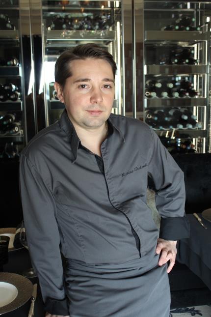 Nicolas Decherchi, chef du restaurant Paloma à Mougins