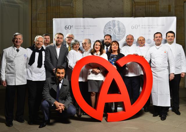 Quelques membres des Grandes Tables du monde avec leur président Marc Haeberlin (4e en partant de la droite).