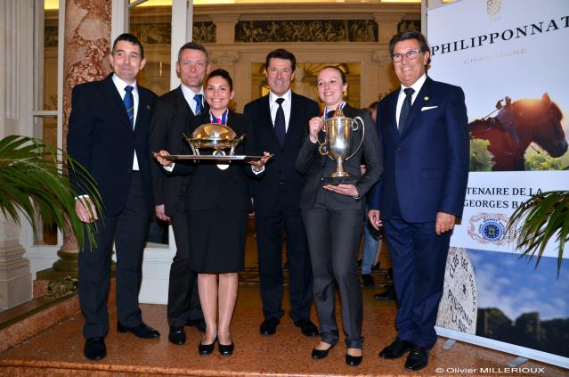 De gche à dte : Franck Languille, président de la CGB, Fabrice Andrieu, professeur à Tecomah et son élève lauréate Clara Defendini, Christian Estros, député-maire de Nice, Blanche Diane, chef de rang à l'Hôtel Le Bristol, Paris, et Pierre Bord, parrain 20