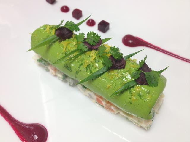 Saumon de Cherbourg à la parisienne, macédoine de légumes au saumon fumé.