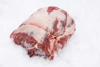 Le dégel lent en chambre est adaptée pour les viandes de boucherie non piécées et pour la venaison