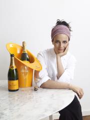 Dans son restaurant Mani, la chef brésilienne Helena Rizzo revisite les produits brésiliens avec...