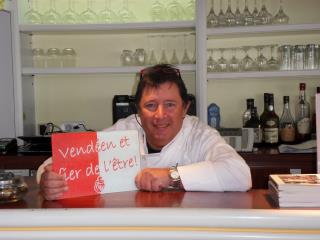 Fier de ses racines, Jean-Marc Pérochon est aussi un défenseur actif des produits du terroir...