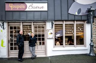 C'est avec Juliette sa femme, en pâtisserie, que Jean-Marie Baudic travaille désormais au Youpala...