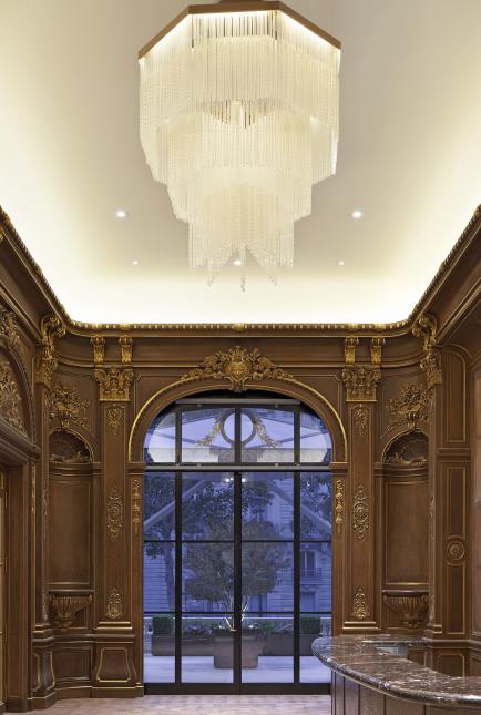 Le bar du Peninsula Paris