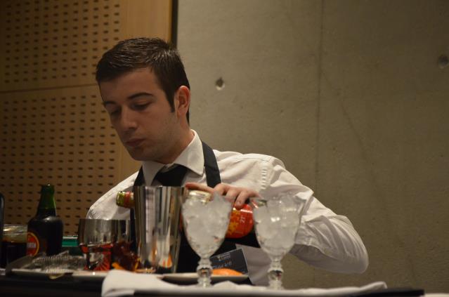 Charles Leteissier est âgé de 26 ans. Il est en mention complémentaire sommellerie au CFA Médéric à Paris. Il a remporté le titre de Meilleur jeune biérologue 2014.