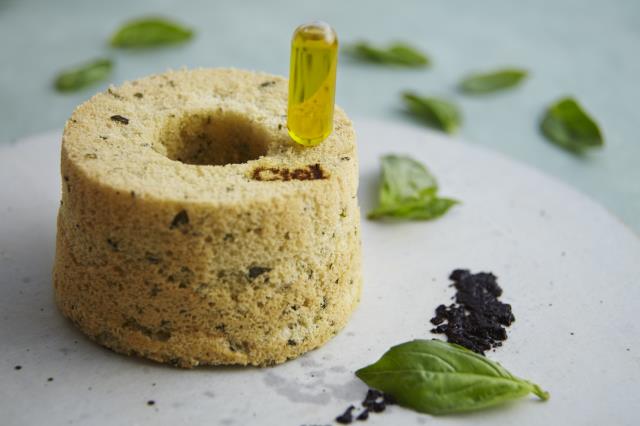 Angel cake salé au basilic.