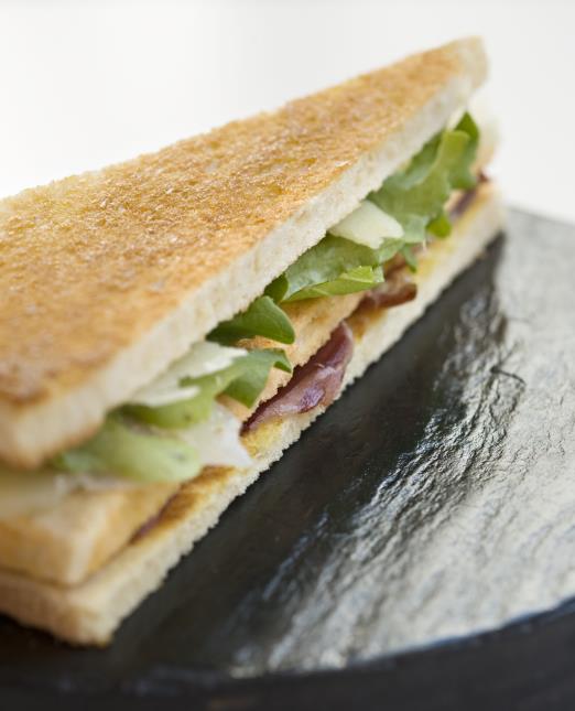 sandwich pata negra
