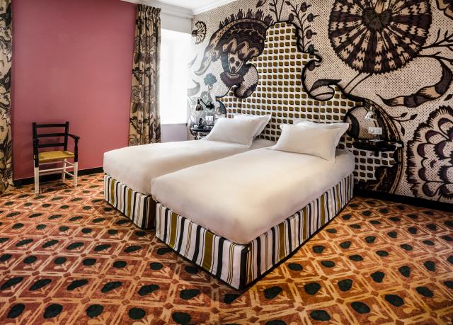 Une chambre.