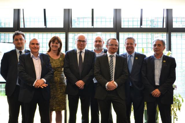 De gauche à droite : Jean-François Martins, Dominique Perrault, architecte, Pascale Roque, Jean-Luc Guermonprez, Laurent Bonnefous, Dominique Ozanne, Georges Sampeur et Jean-Luc Jego.