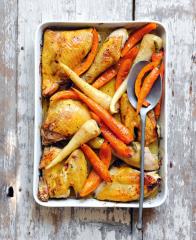 Poulet rôti aux épices et légumes racines, recette harmonisée du livre '1001 idées pour inviter...