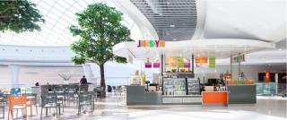 Joosbayoo se développe principalement dans les centres commerciaux, les gares et les aéroports.