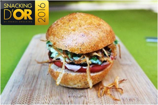 Le Pain Burger à la truffe blanche d'été d'Italie, travaillé par Quentin Joplet – Le Castellaras à Fayence.