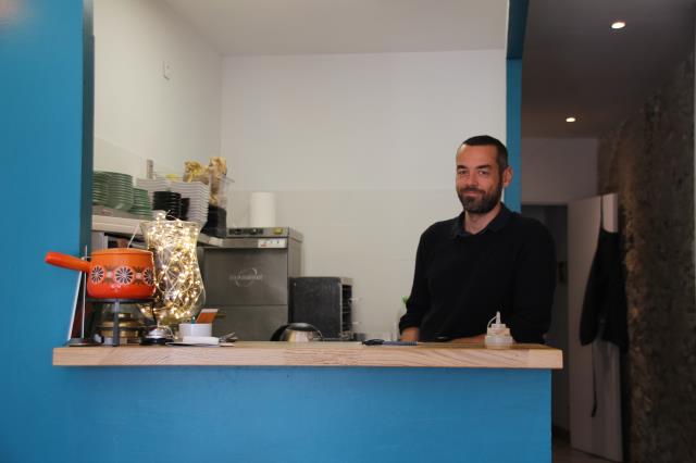 En reconversion, Cédric Baudin s'est formé auprès d'un fromager pour ouvrir son restaurant spécialisé, le Camembar