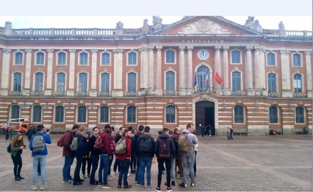 Les Lavalois découvrent Toulouse