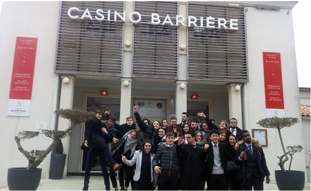 Les étudiants en Bachelor Savignac en visite au Casino Barrière de La Rochelle