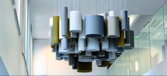Suspensions acoustiques cylindriques.
