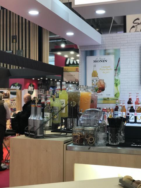 Le stand Monin.