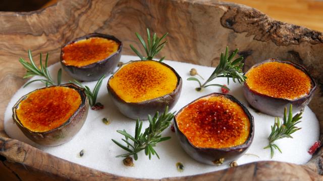 Le dessert Crème brûlée passion, A Noste, Paris IIe