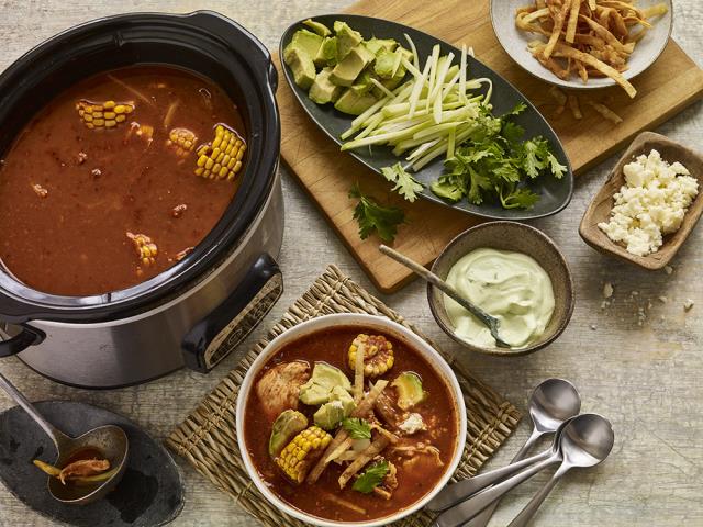 Fondue mexicaine à la crème d'avocat.