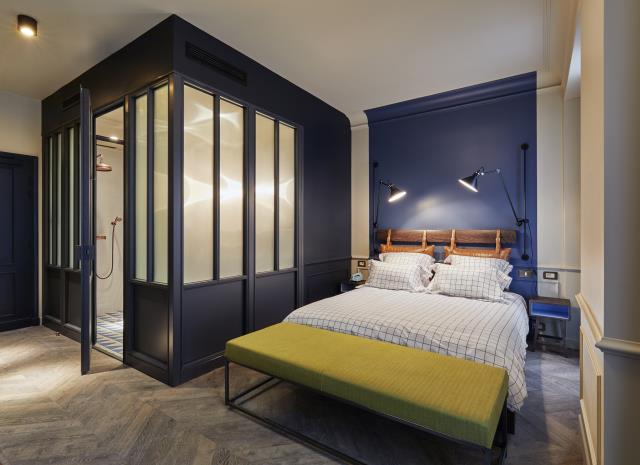 Une chambre.