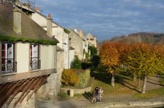 L'équilibre des territoires passe par la redynamisation des villages et zones rurales.