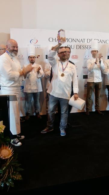 Cyril Gaidella, champion de France du dessert professionnel.