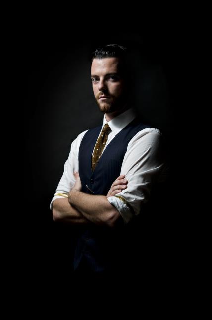 Marc Bonneton, propriétaire et barman de L'Antiquaire et du Redwood (Lyon)
