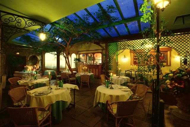 Chez Camille