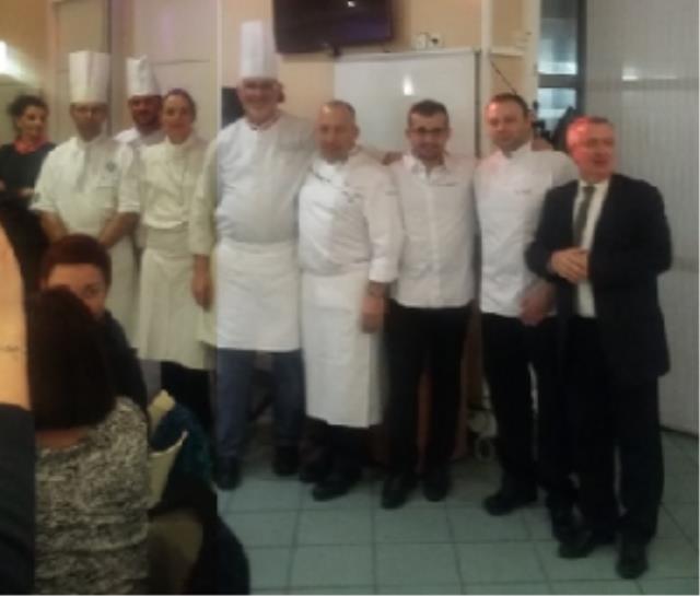 De gauche à droite: Sandrine Descous, Laurent Massonié, Laurent Bertolino, Muriel Armet, Robert Bertolino, Franck Putelat, Oscar Garcia, Tony Béteille, Robert Desbureaux
