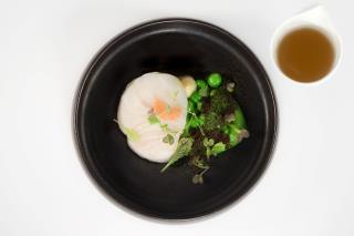 Cabillaud, petit pois, fumet de cèleri, une recette d'Hubert Duchenne