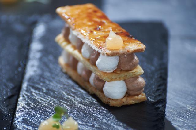 Le mille-feuille revisité au Nutella® réalisé par Keria Abati de l'IFA Marcel Sauvage de Mont-Saint-Aignan.